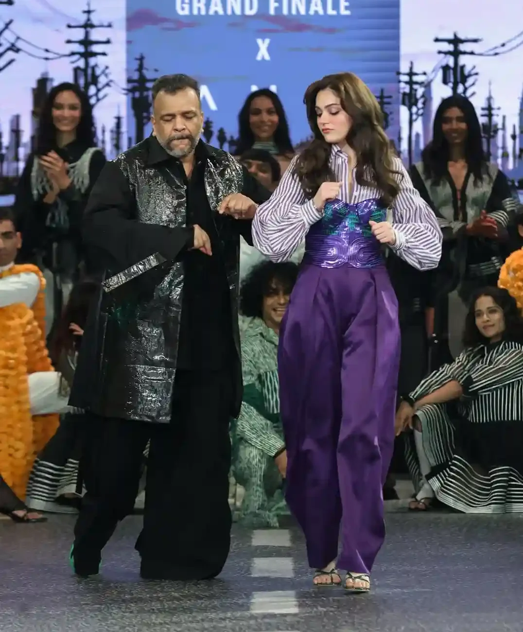 Aneet Padda Stuns at Lakmé Fashion Week 2026 Finale in Amit Aggarwal’s Glamorous AM Collection